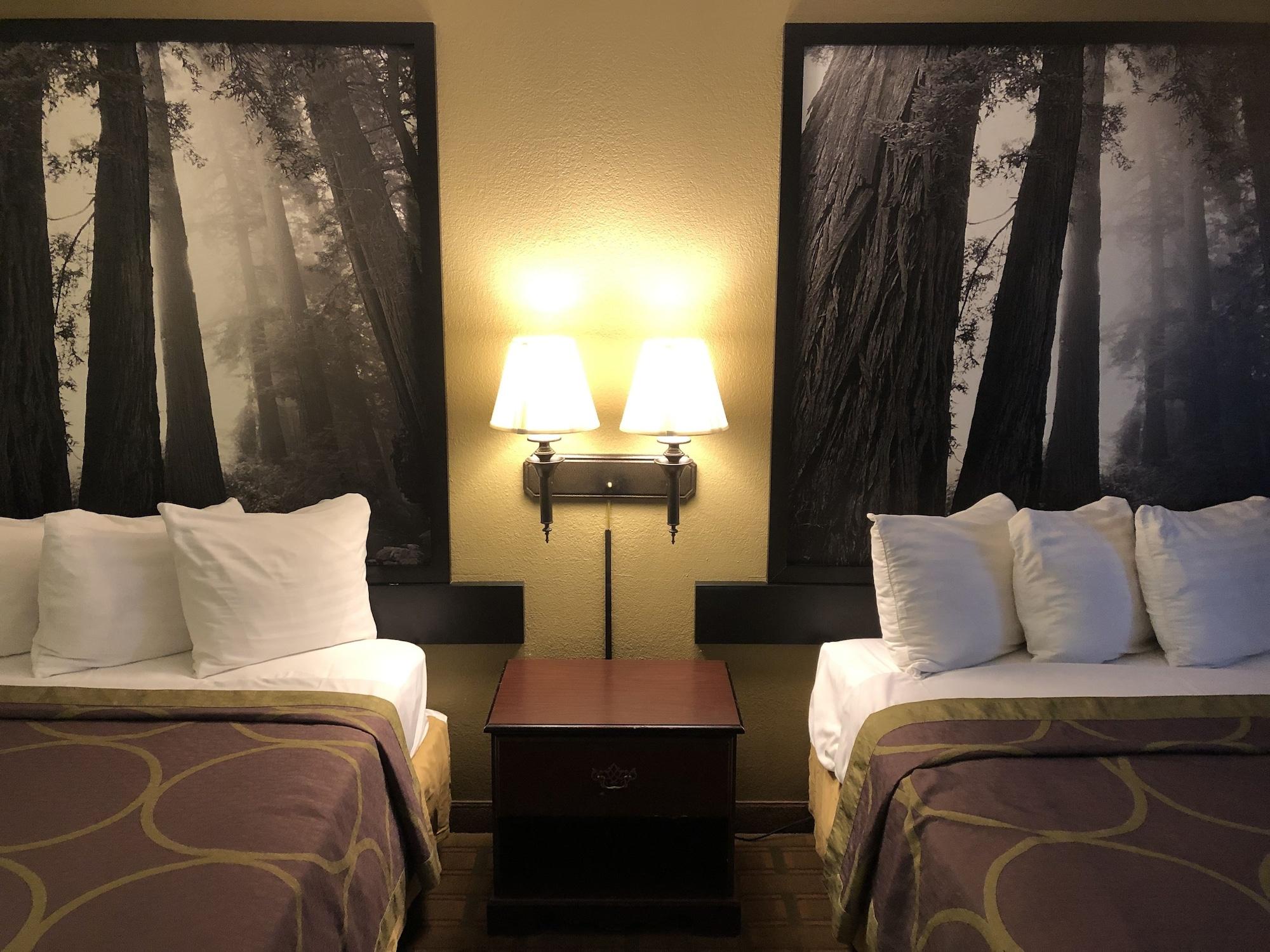 Super 8 By Wyndham Corning Motel Buitenkant foto