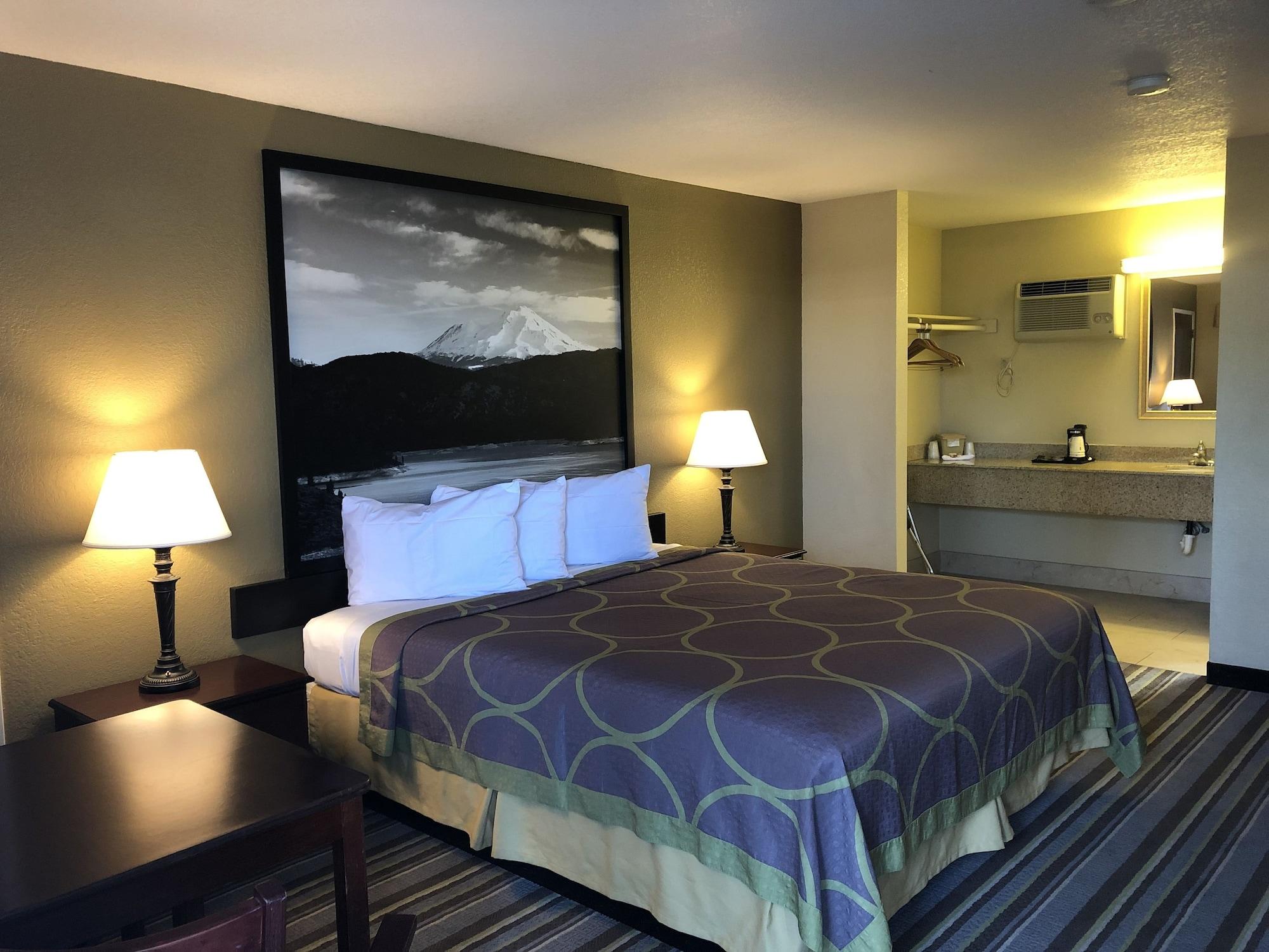 Super 8 By Wyndham Corning Motel Buitenkant foto