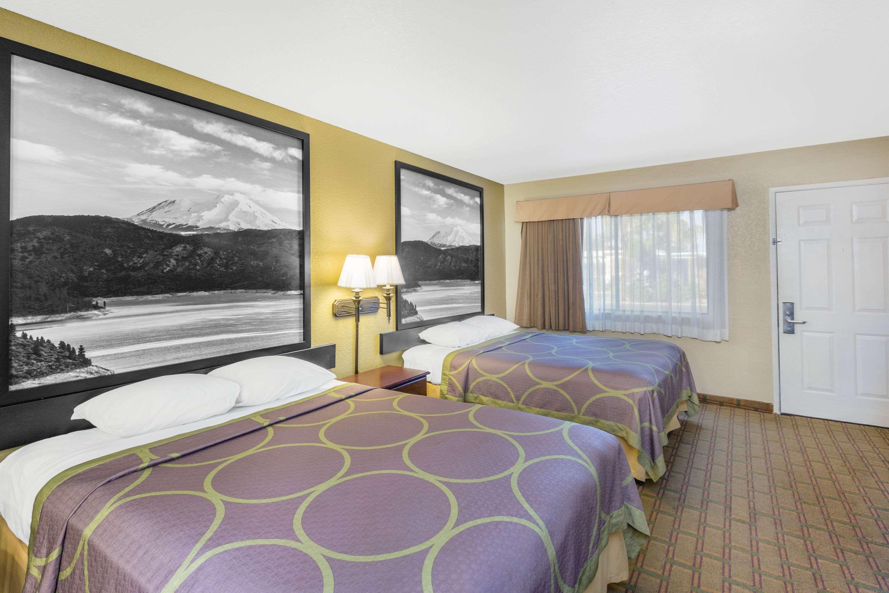 Super 8 By Wyndham Corning Motel Buitenkant foto